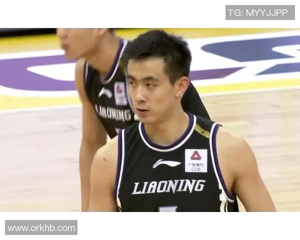 西安篮球队以53分稳居总决赛积分榜首位展现强劲实力