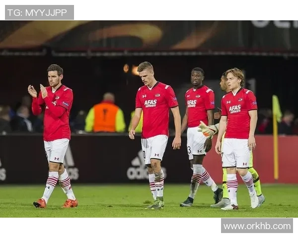 西甲经典对决阿森纳逆转热刺补时绝杀引发争议与狂欢 西甲经典对决阿森纳逆转热刺补时绝杀引发争议与狂欢