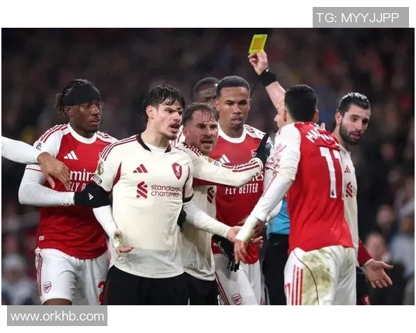 世界杯惊现冷门阿森纳与国米激战成平局红牌事件引发全场热议 世界杯惊现冷门阿森纳与国米激战成平局红牌事件引发全场热议