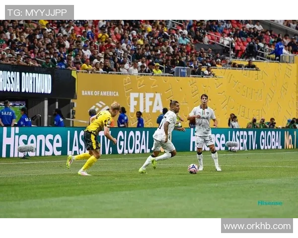 德甲激战：多特蒙德狂胜皇马五球大捷瞬间回顾与十大精彩进球分析